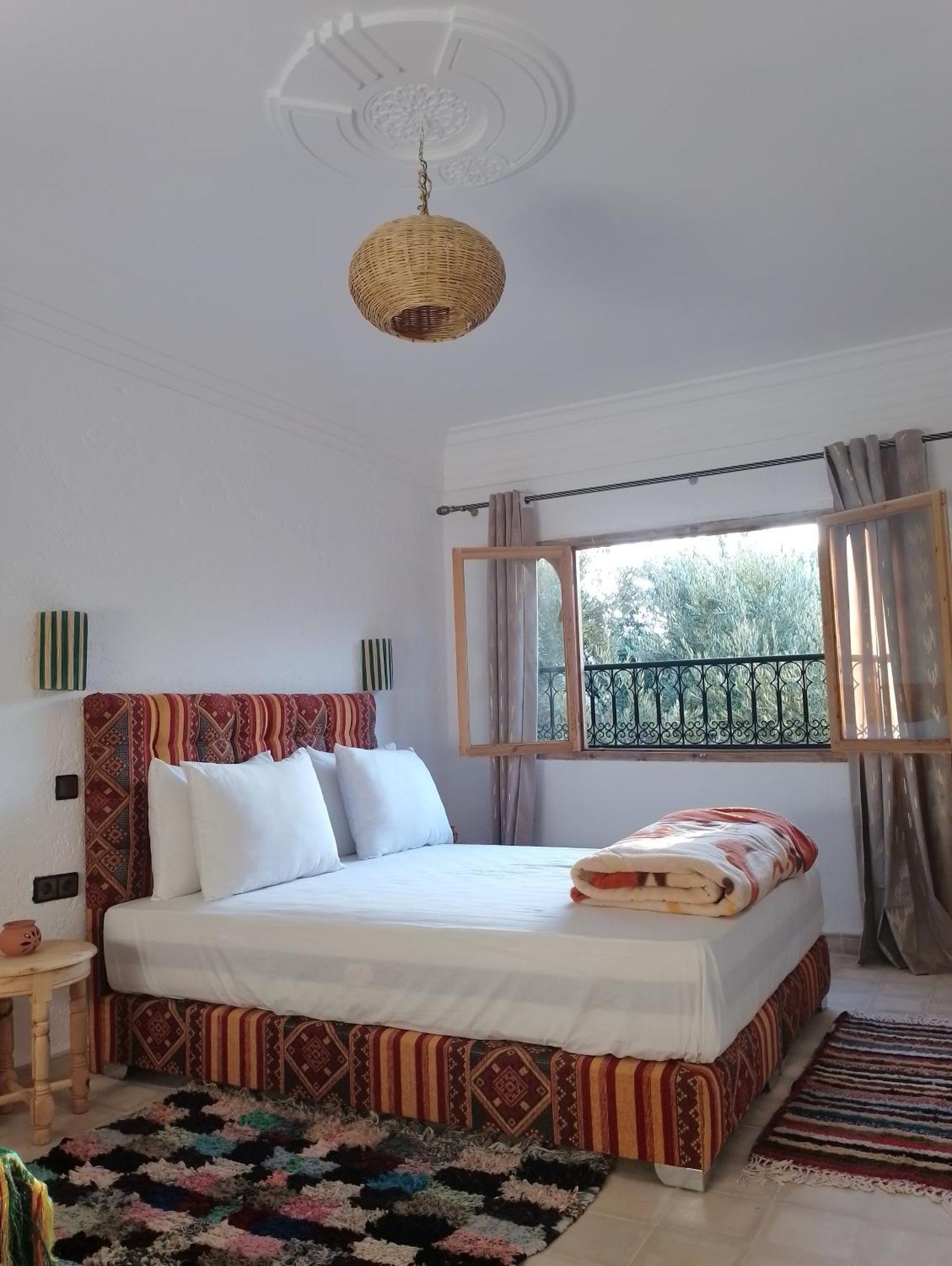 Riad Idar Уїрґан Номер фото