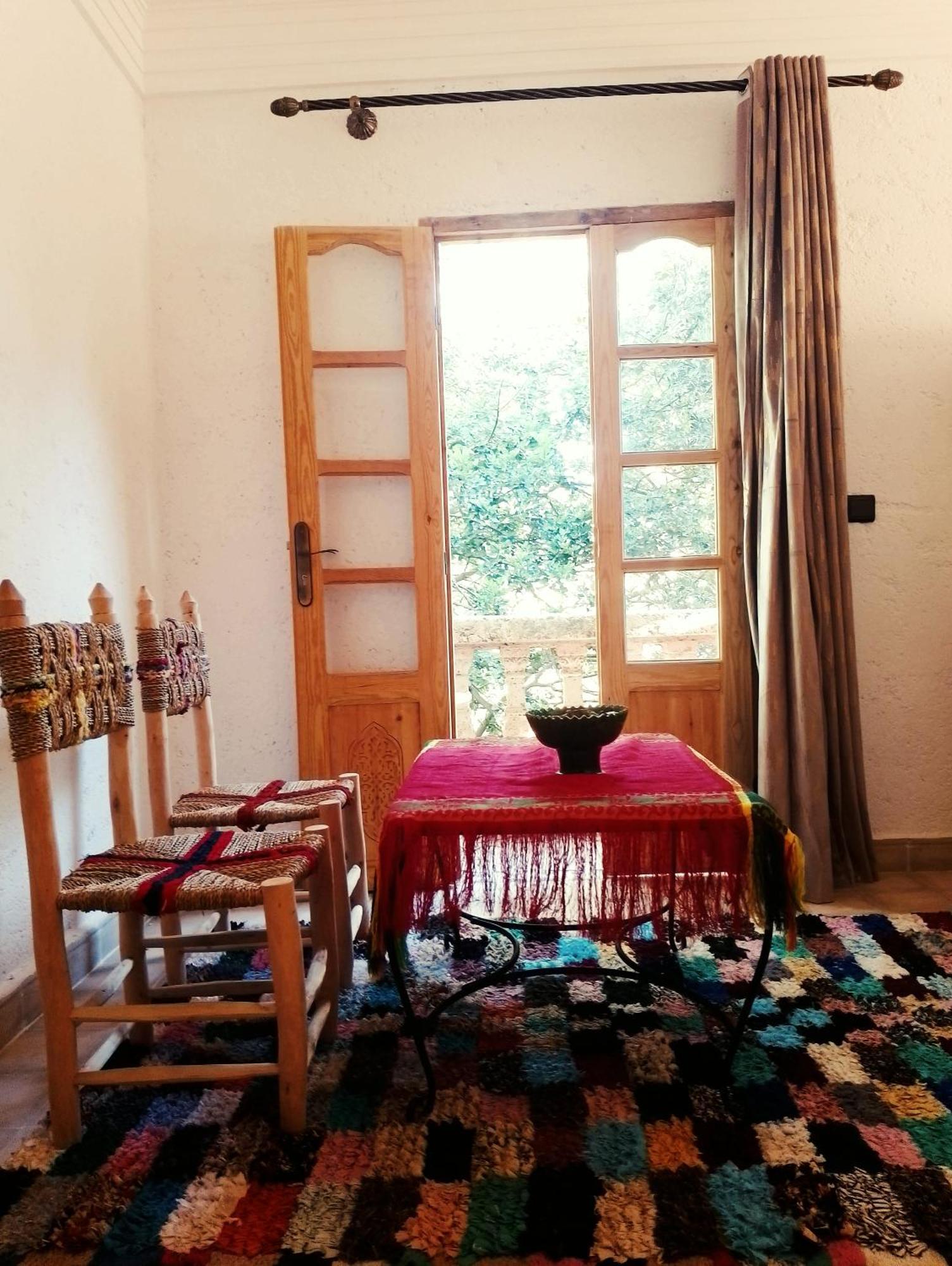 Riad Idar Уїрґан Номер фото